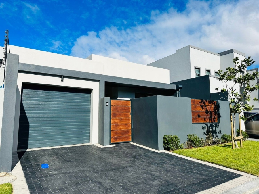 3 Bedroom Property for Sale in Sandown Western Cape